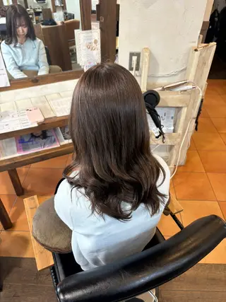 セミロング カラー 元山 透明感艶カラー 🌻レイヤーカットのヘアスタイル