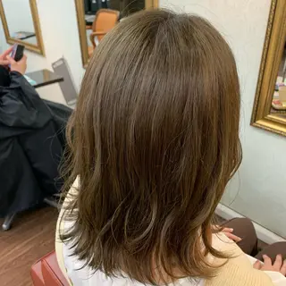 セミロング カラー ヘアアレンジ ハセガワ セイカのエステ・リラクイメージ