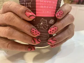 ネイル salon ORO sapporo所属・ORO 石井 香織のネイルデザイン