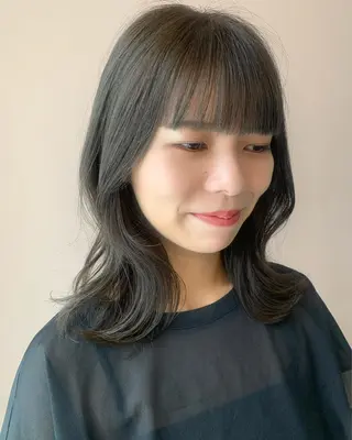 セミロング カラー hub hair レイヤー/透明感のヘアスタイル