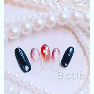 ネイル B.care自由ヶ丘所属・早坂  のネイルデザイン