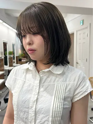 ミディアム カラー レイヤーボブ/ 艶カラー/サナ🌼のヘアスタイル