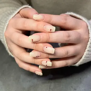 ネイル Ray. ちゅるん系ニュアンスのネイルデザイン