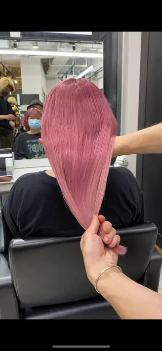 ショート カラー share salon OXY所属・🌈ショートの神様 🌈原田公祐のヘアスタイル