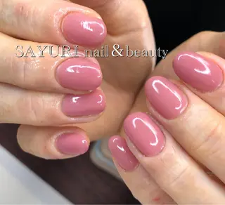 ネイル さゆりネイル&ビューティーサロン所属・古屋 早友里のネイルデザイン