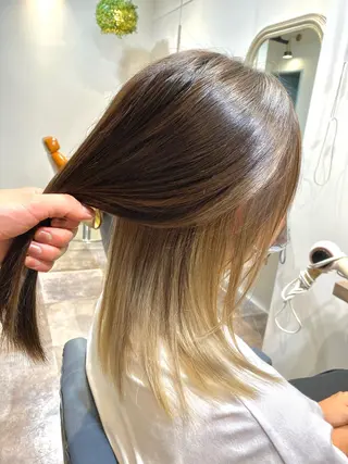 カラー et Douce所属・艶髪／髪質改善／ カワモトヒロトのヘアスタイル