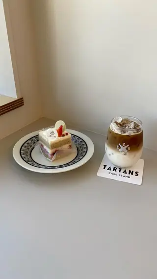 ［  ］Shiro所属・Shiro RENのヘアスタイル