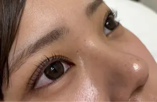 マツエク・マツパ eye lash  Lucia 難波所属・ひらおか ういの眉毛・アイブロウイメージ