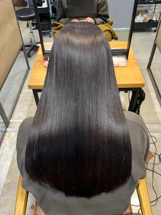 ロング カラー youres hair 髪質改善トリートメント&ヘッドスパ新宿三丁目店所属・小林春月 /新宿美容師のヘアスタイル
