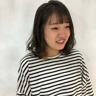 ミディアム 近藤 千裕のヘアスタイル