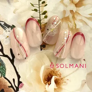 ネイル SOLMANI 予約担当のネイルデザイン