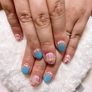 ネイル The Best Beauty受付担当のヘアスタイル