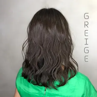 ミディアム カラー パーマ 美髪矯正 🌈髪質改善 山下のヘアスタイル