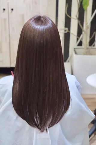 ロング マエダ マサシのヘアスタイル