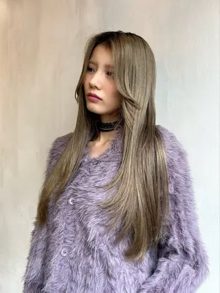 ロング L STUDIO所属・ハイトーン/ブリーチ 🧁soraのヘアスタイル