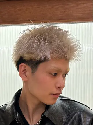 ショート カラー メンズ メンズパーマ✨️村越 雄斗のヘアスタイル