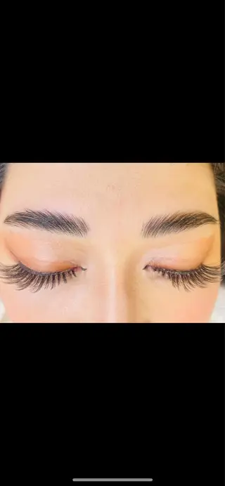 アイブロウ Madokaria Nのマツエク・マツパデザイン