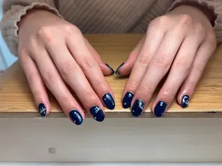 ネイル VIVA NAIL所属・自爪を傷つけない フィルイン3500円のネイルデザイン