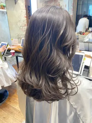 セミロング カラー パーマ ヘアアレンジ Surpass所属・🌈小顔似合わせ SHIHO🌈のヘアスタイル