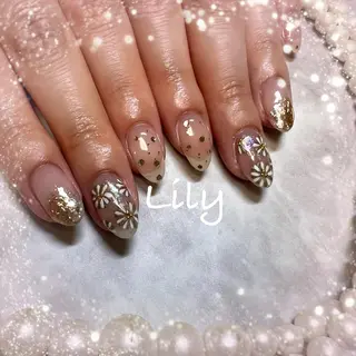 ネイル Nailsalon Lilyのネイルデザイン