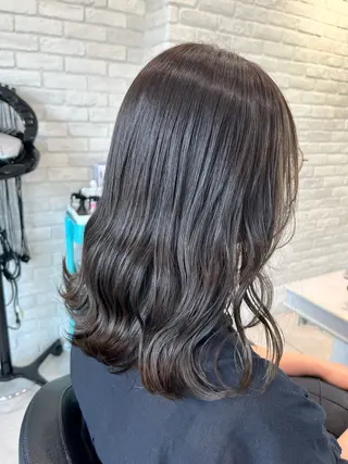 ミディアム カラー 上尾/ママ美容師🫧 𝐌𝐞𝐢のヘアスタイル