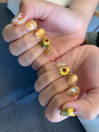 ネイル 爪の絵描き屋　ミテネイル所属・爪の絵描き屋 ミテネイルのネイルデザイン