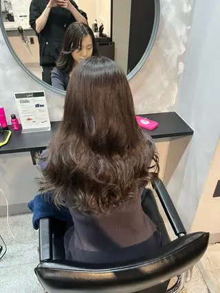 セミロング 濱川響太レディース カットモデルのヘアスタイル