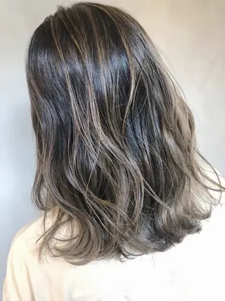 ミディアム カラー LA KING GINZA TOKYO所属・🧡ショートの達人 🧡SHOのヘアスタイル