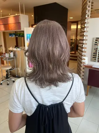 セミロング ヘアアレンジ ラシェンテ宝塚所属・HONOKA /顔周りレイヤー得意の眉毛・アイブロウイメージ