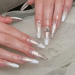 ネイル Maggie Nail🦩のネイルデザイン
