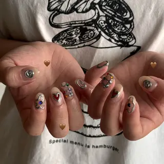 ネイル nailsalon YOLOのネイルデザイン