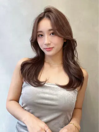 セミロング カラー 髪質改善/はるみ🌙 韓国レイヤーのヘアスタイル