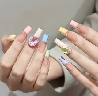 ネイル D-BEAUTY Nailsalonのネイルデザイン