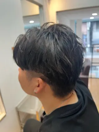 ショート カラー 堀井 凌平のヘアスタイル