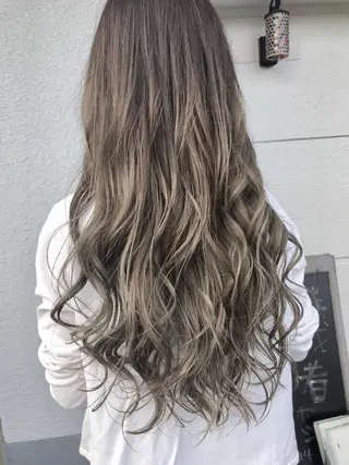 ロング カラー レイヤーカット匠 イソザキノリユキのヘアスタイル