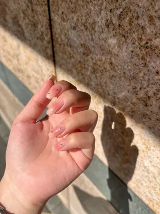 セミロング ネイル each所属・𝐞𝐚𝐜𝐡 nanami🩰のネイルデザイン