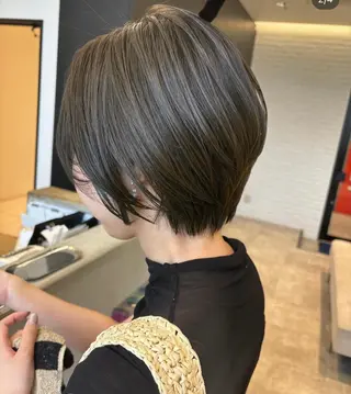 ショート 畑中 咲穂のヘアスタイル