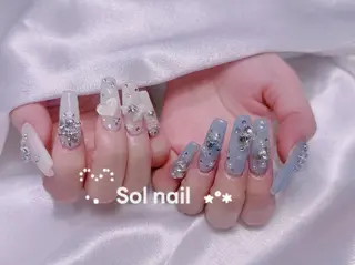 ネイル パラジェル＆フィルイン取り扱いサロンSol Nail所属・Sol Nail ミネのネイルデザイン