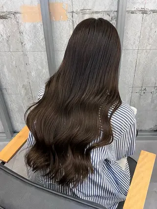 ロング カラー パーマ ブリーチなし/ ベージュ/akiraのヘアスタイル