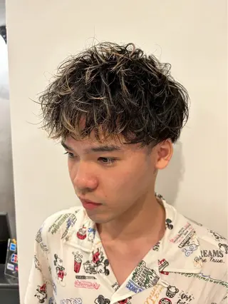 メンズ メンズ/ハイトーン 【yoshiki】のヘアスタイル