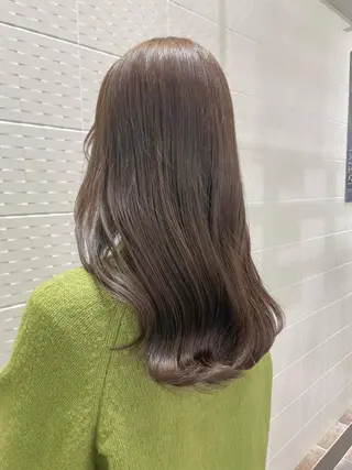 ロング カラー ZELE新瑞橋店所属・吉川 璃々花のヘアスタイル