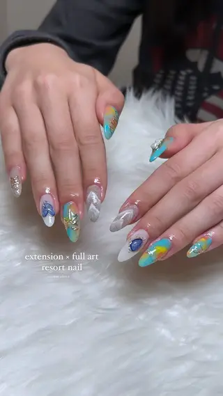 ネイル 関山 志乃のネイルデザイン