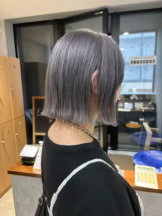 ショート 🌐NATSUMI 🌐【寒色カラー】のヘアスタイル