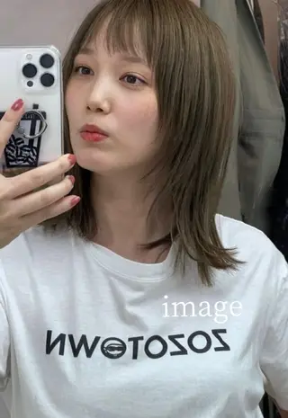 ミディアム レイヤーカット/ 縮毛矯正/ミサキ💐のヘアスタイル