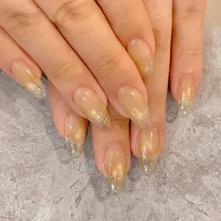 ネイル 穎 アオリのネイルデザイン