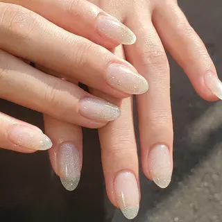 ネイル MOM 原宿店所属・MoM マムネイル原宿のネイルデザイン