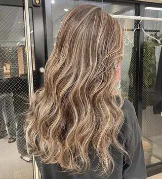ロング カラー ✨レイヤーカット 海外ヘア/原宿✨のヘアスタイル