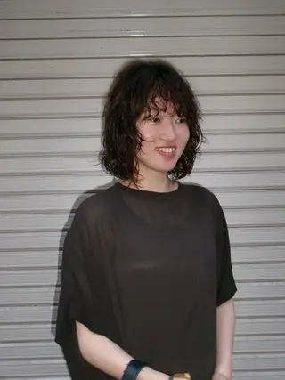 ミディアム パーマ 堀江/心斎橋/西大橋 四ツ橋【Vers】のヘアスタイル