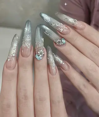 ネイル D-BEAUTY Nailsalonのネイルデザイン