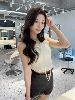 ロング カラー 【美髪矯正】 吉村　清志のヘアスタイル